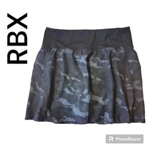🆕NWOT🆕 RBX BLACK CAMO SKORT SIZE MEDIUM